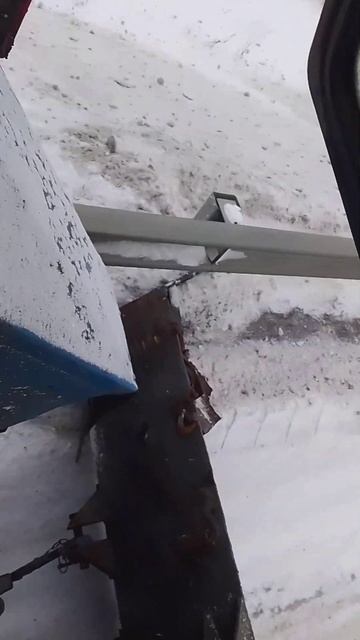 Очистка металлического барьерного ограждения (МБО) от смотреть онлайн