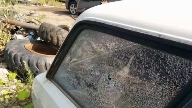 Автомобильный мультитул MT-L разбивает стекло смотреть онлайн