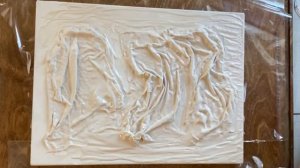 Самая простая интерьерная картина из тряпок, гипса и п