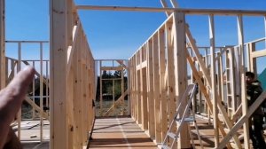 Вторая верхняя обвязка в каркасном доме