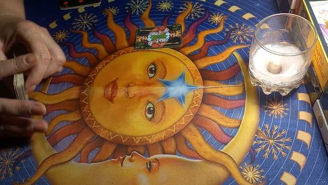 Какие события ожидаются у Крестового короля в августе текущего года? смотреть онлайн