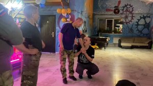 Объяснение реакций через ситуацию))).