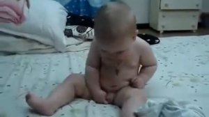 Детский мир. Маленькие дети.Приколы с детьми.ПОЦЕЛУЙЧИК