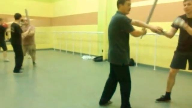 Арнис в Новосибирске. Тренировка 21 апреля 2016 смотреть онлайн