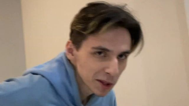 ЮТУБЕР СПРЯТАЛСЯ В МОЕМ ДОМЕ / РУДА смотреть онлайн