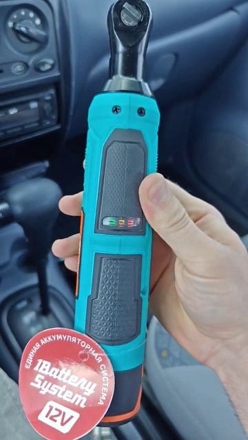 аккумуляторная трещетка Sturm CRW1260 смотреть онлайн