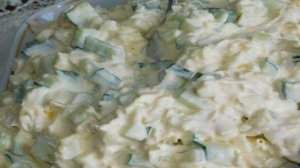 Салат с курицей и пекинской капустой