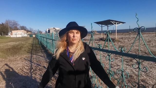 Елена Шелестенко со своим стихом "Мой город в цветущих