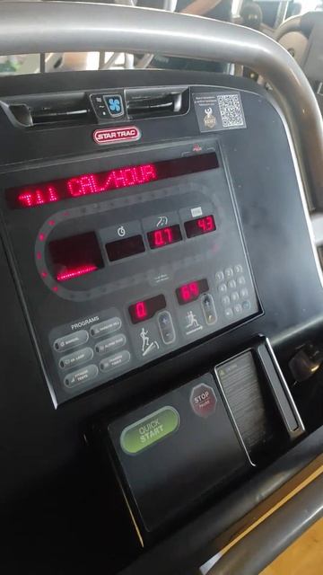 Бег 99 минут на дорожке. Часть 1. 88 кг. 01.02.2023 смотреть онлайн