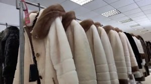 Челябинская область. Село Долгодеревенское. Выставка -распродажа шуб,пуховиков, дублёнок.