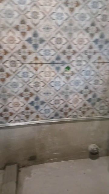 Начало кладки плитки на стены #плитка #киев #санузелпо? смотреть онлайн
