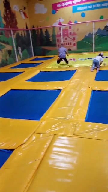 игровой центр мадагаскар #мем смотреть онлайн