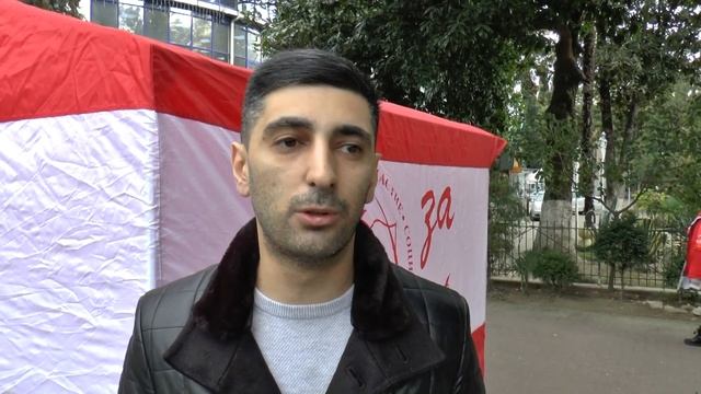 Пикет в Адлере КПРФ Сочи в поддержку Павла Грудинина... смотреть онлайн