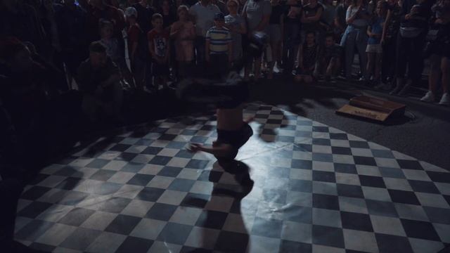 Мой хедспин и не только на "Уличной физике" 18 мая 2019 смотреть онлайн