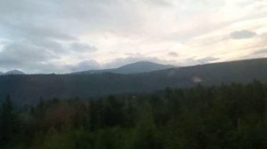 Горы и ледники/БАМ/из окна поезда/ранним утром/стук колес