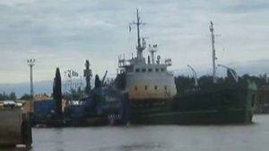 Грунтоотвальная шаланда Лигатне и землечерпалка RОLAND10