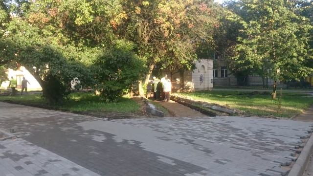 Я целий день капатамана, полючить моя зарплатамана смотреть онлайн