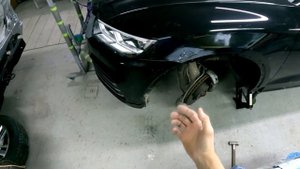 Audi Q5 ремонт переднего крыла и бампера ч1.