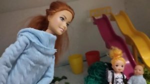 Сабрина и Артем: нашли голубую бабочку. 😉😮😁