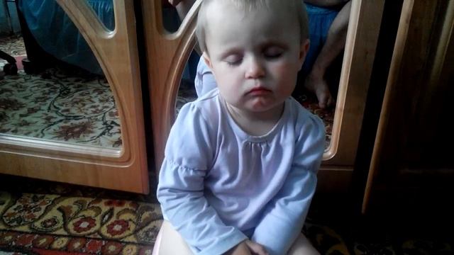 Прикол. Ребенок спит. Смешные дети.Приколы с детьми Joke funny children смотреть онлайн