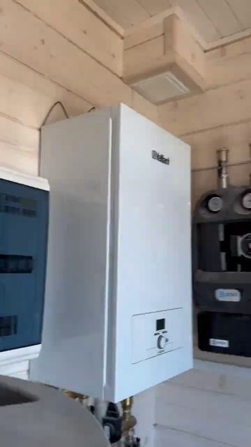 Обзор стильного дома из клеёного бруса со вторым свет? смотреть онлайн