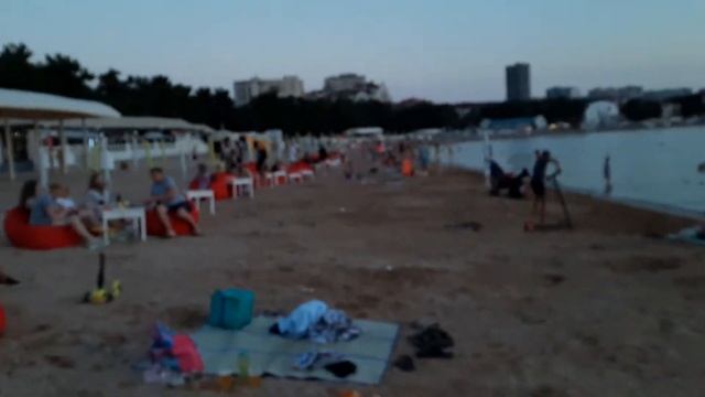 Просто Геленджик вечером.Иду и гуляю,никого не обижаю😁👌 смотреть онлайн