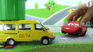 Молния Маккуин и машинки. Изучаем размеры. Мультики для детей