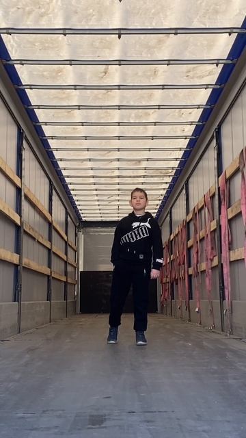 Приглашаем водителей категории Е 🚛