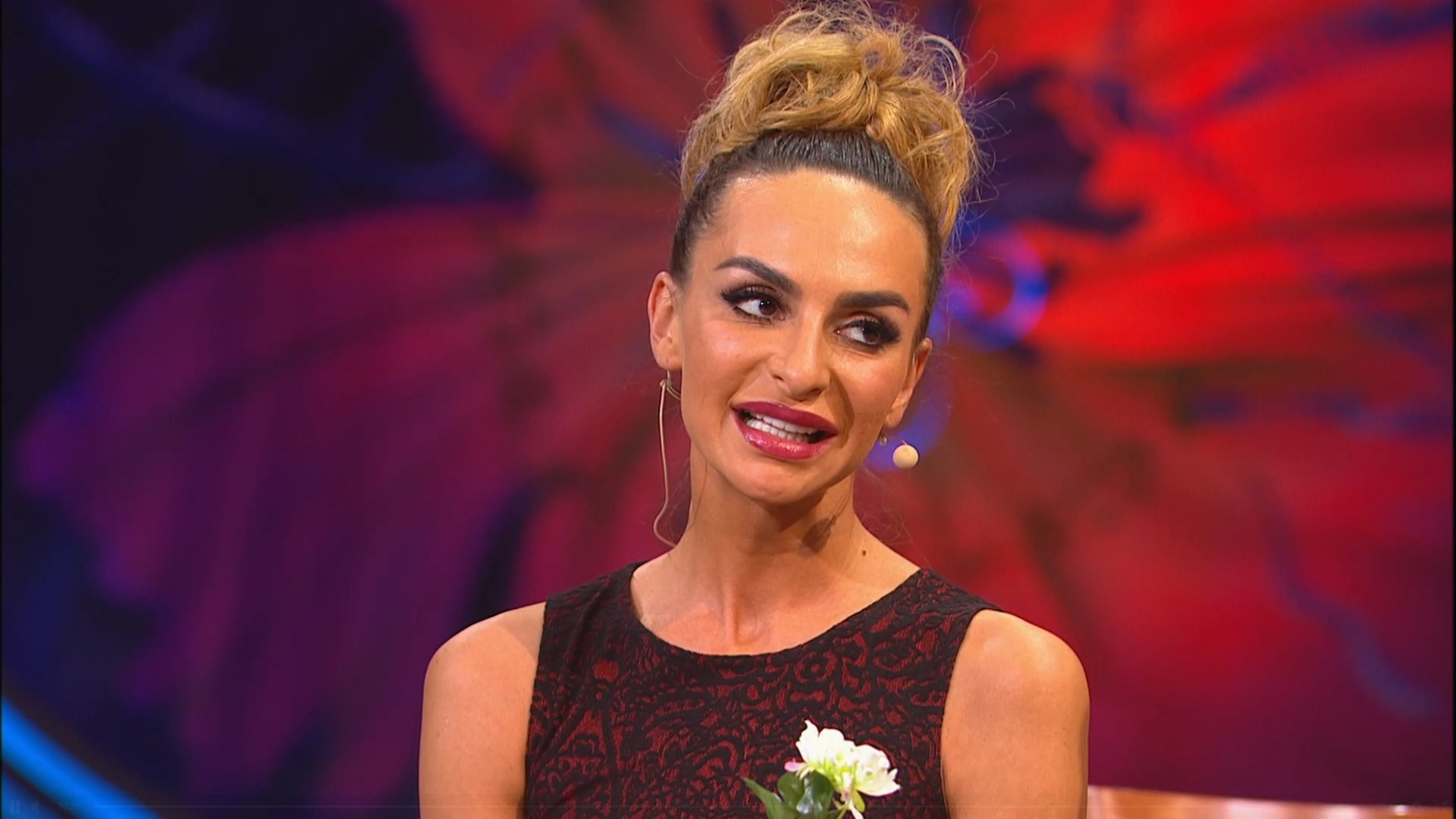 Comedy Woman, 7 сезон, 6 выпуск смотреть онлайн