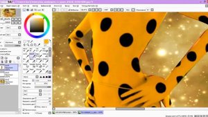 Леди баг в желтом костюме