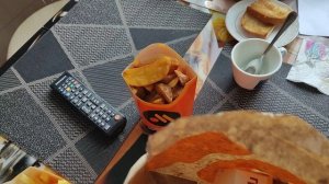 Влог .  В магазине. Бургеры. Новые ароматы .