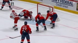 Capitals' Logan Thompson Makes Incredible Stick Save to Rob Logan Stankoven Of Goal