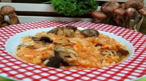 Капуста тушёная с рисом и грибами