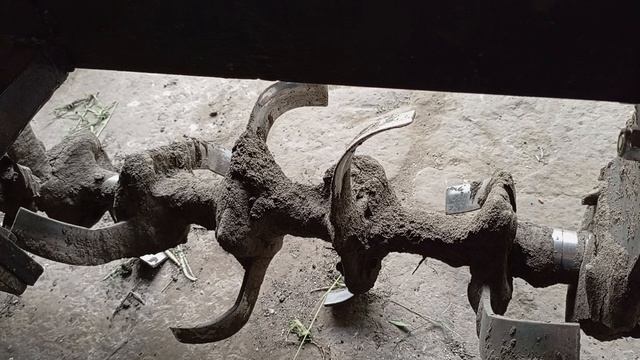 Самодельная навесная фреза на минитрактор.Краткий обзор.