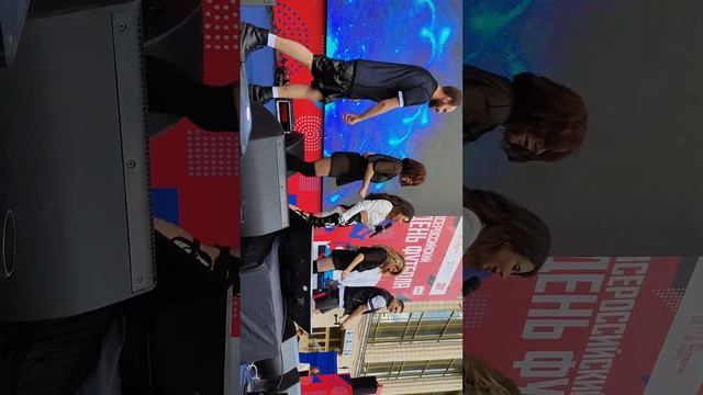 Винтаж- Голоса (cover) Лужники 10.06 смотреть онлайн