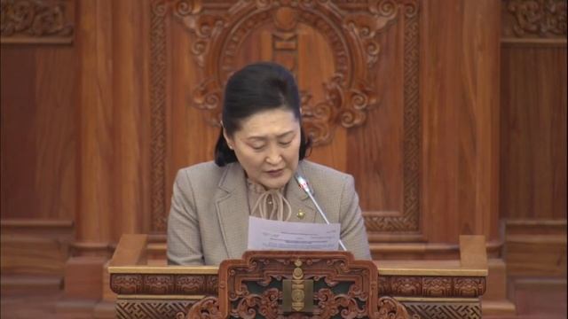 УИХ-ын гишүүн Ц.Цогзолмаа Арабын Нэгдсэн Эмират Улсын нийслэл Абу Даби смотреть онлайн