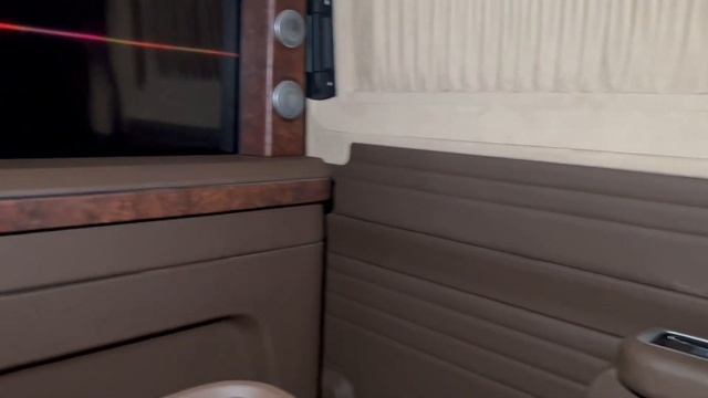 ФВ Крафтер - глобальная переделка салона для комфорта задних пассажиров