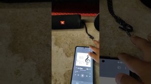 Сравниваем колонки JBL Flip 4 и JBL Clip 3 проверяем какая лучше играет