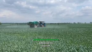 Установка экосистемы Agroglobal на трактор МТЗ с опрыскивателем Гварта