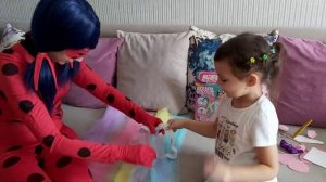 Леди Баг и Софья делают костюм Единорожки🦄 своими руками|Ladybug and Sofya DIY unicorn kostume 🌟