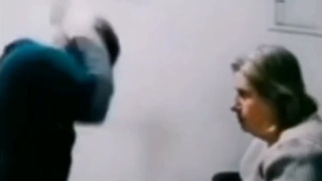 брикстон булес оу и э ану худи смотреть онлайн