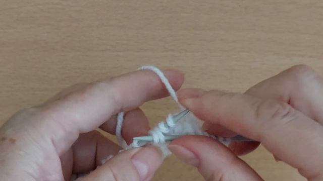 Чудо как хорош! Ажурный узор спицами. смотреть онлайн