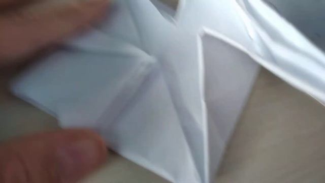 Лягушка из бумаги смотреть онлайн