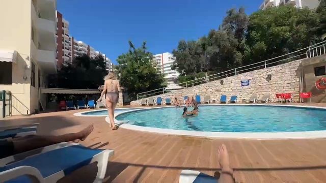 УФФ ОТ ГЕНСУХИ В БАССЕЙНЕ смотреть онлайн