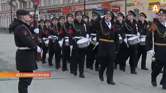 Репортаж без слов - генеральная репетиция парада смотреть онлайн