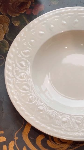 ⚡️-30% на Cellini! Рельефный узор коллекции прекрасно дополняет идеальные формы белоснежного фарфор смотреть онлайн