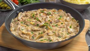 КУРИЦА ПО-СТРОГАНОВСКИ. Быстро и Вкусно! Обед или ужин за 30 минут. Рецепт от Всегда Вкусно!