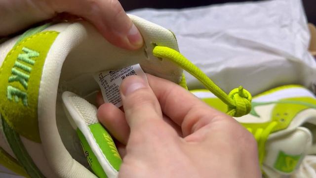 Обзор реплики, как оригинал ! Nike SB Dunk Low Green Apple смотреть онлайн