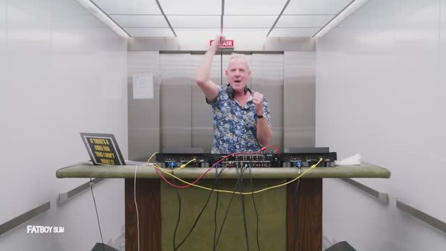 Fatboy Slim - Elevator Music смотреть онлайн
