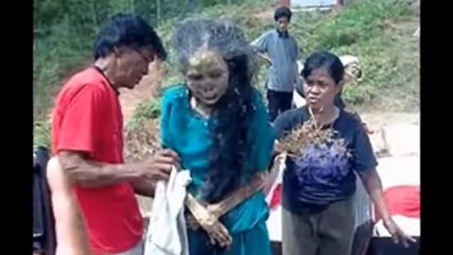 Дар кабр чи инзор аст